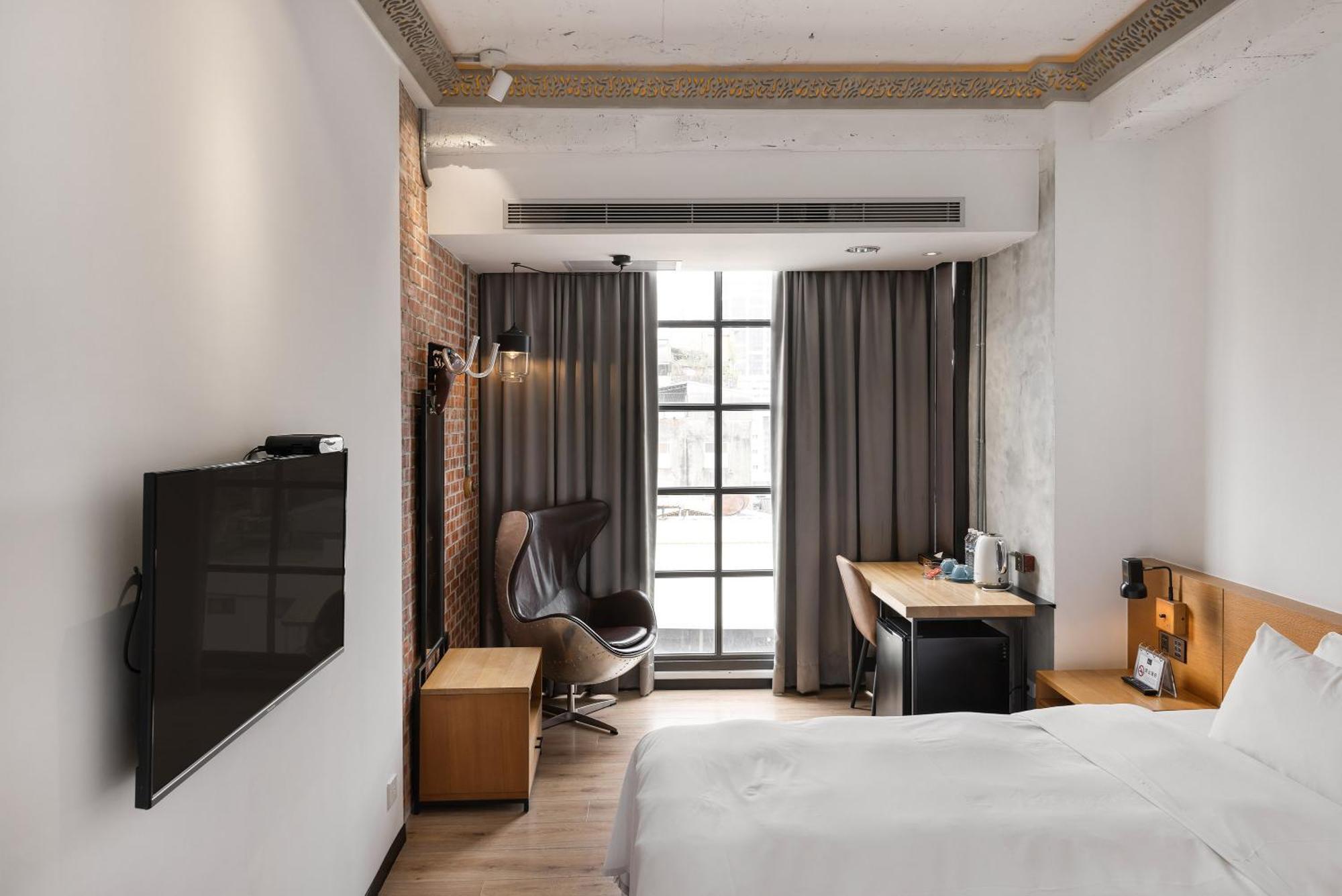 Bluesky Hotel Тайчжун Екстер'єр фото